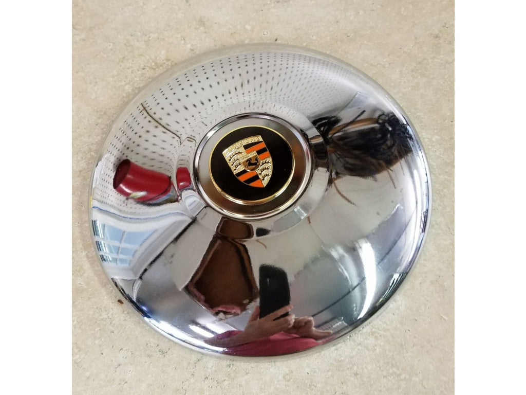 914 hub cap with Gold Plated Enameled Hubcap Crest