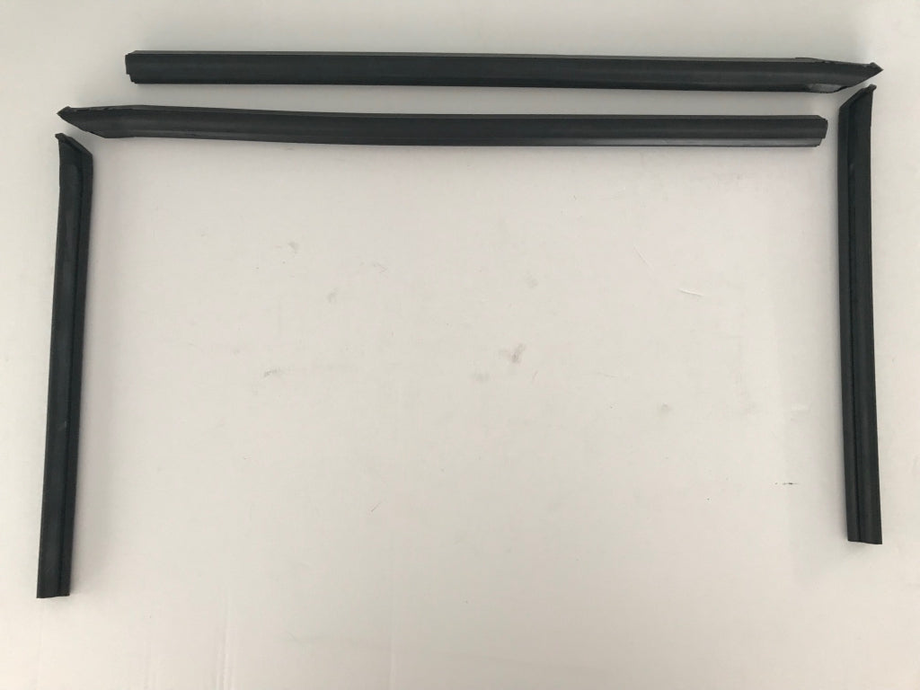 four piece top side and vertical roll bar seal kit