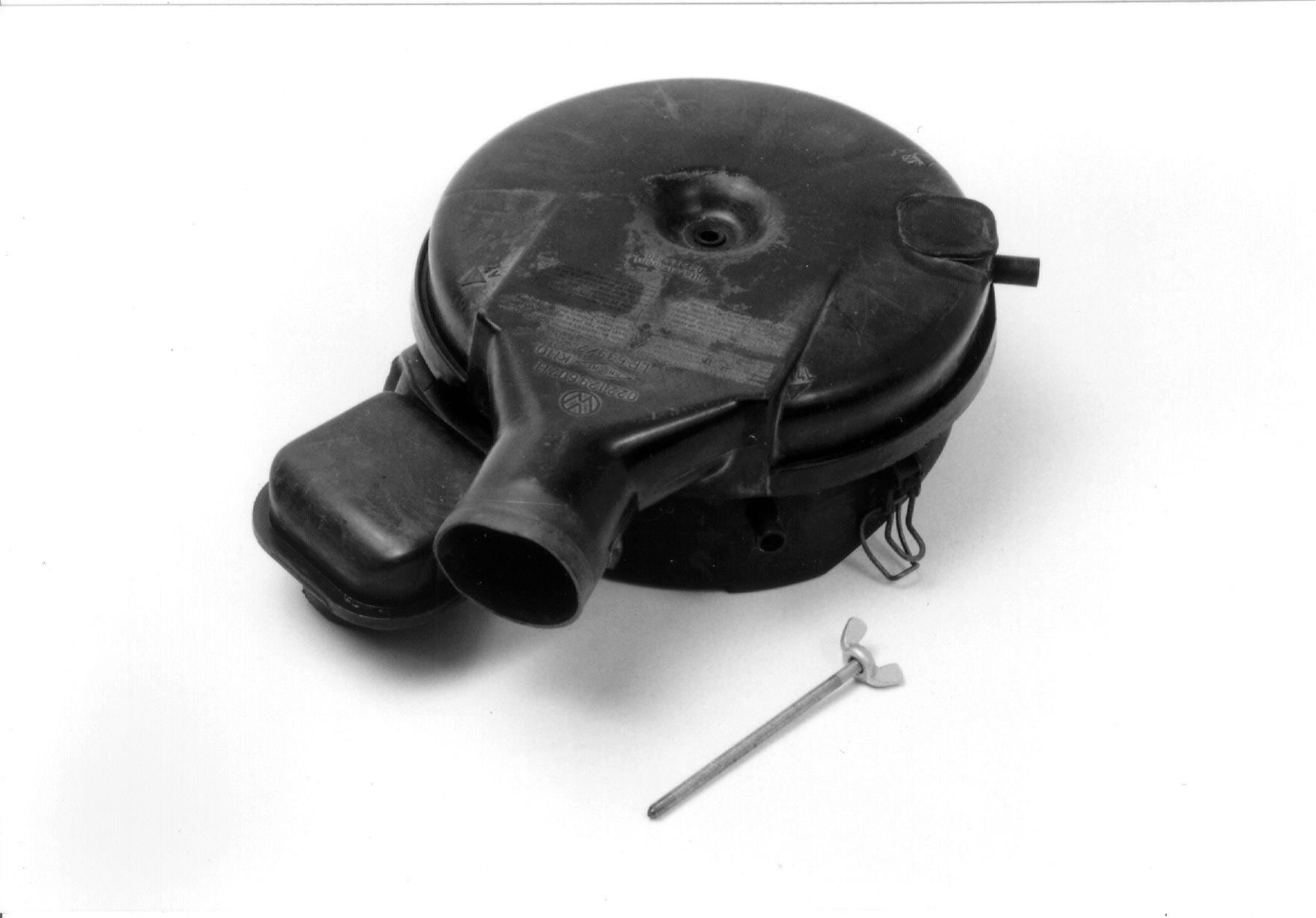 AIR CLEANER WINGNUT and shaft; 914 1.7
