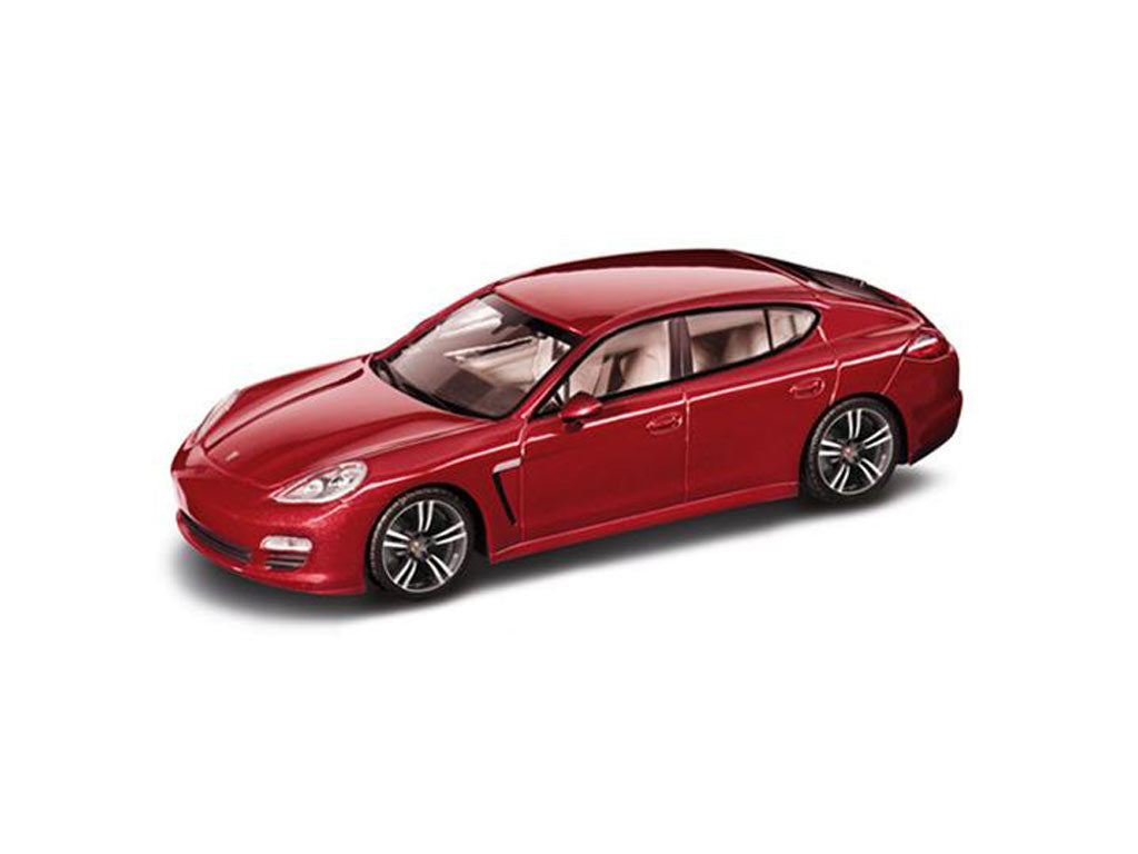 MODEL CAR PANAMERA 1