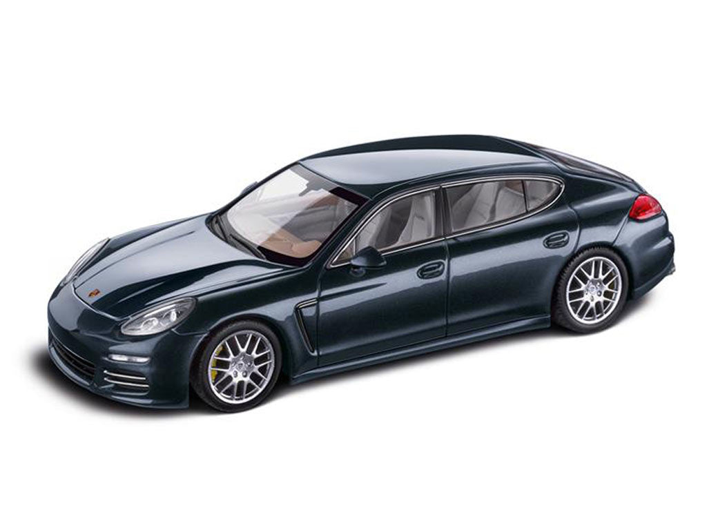 MODEL CAR PANAMERA 4