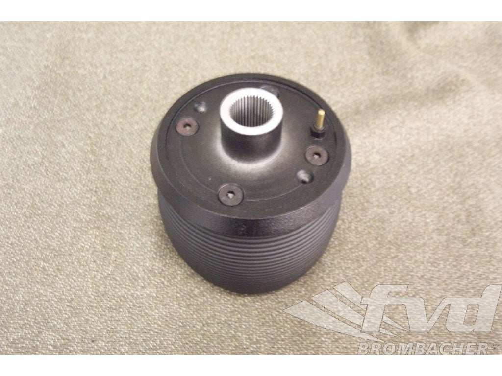 Hub dino steering wheel 911 -73