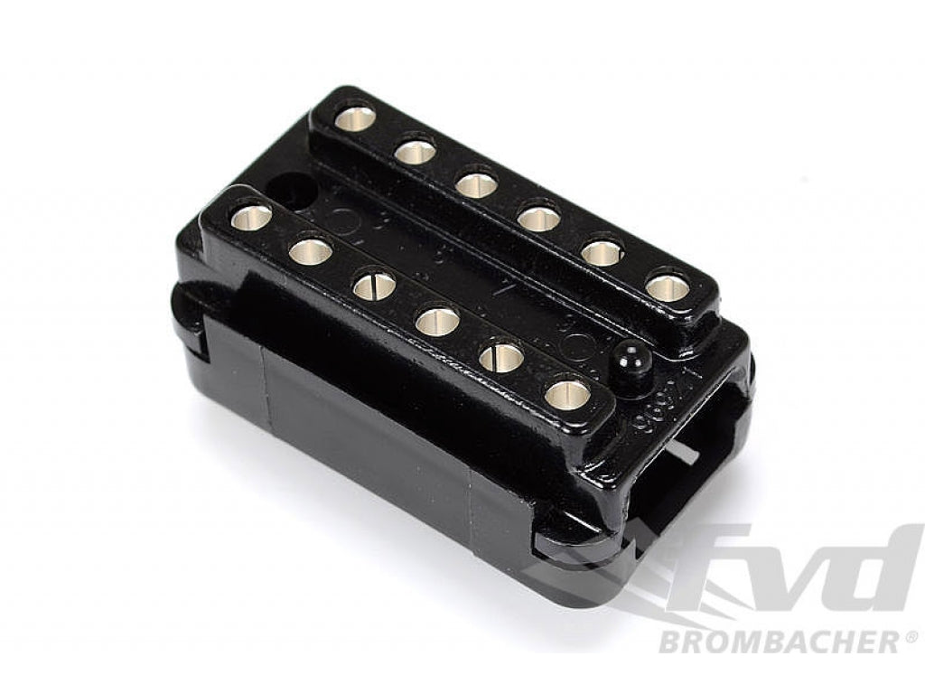 Connector Housing - 12-Pole - Female - no pins