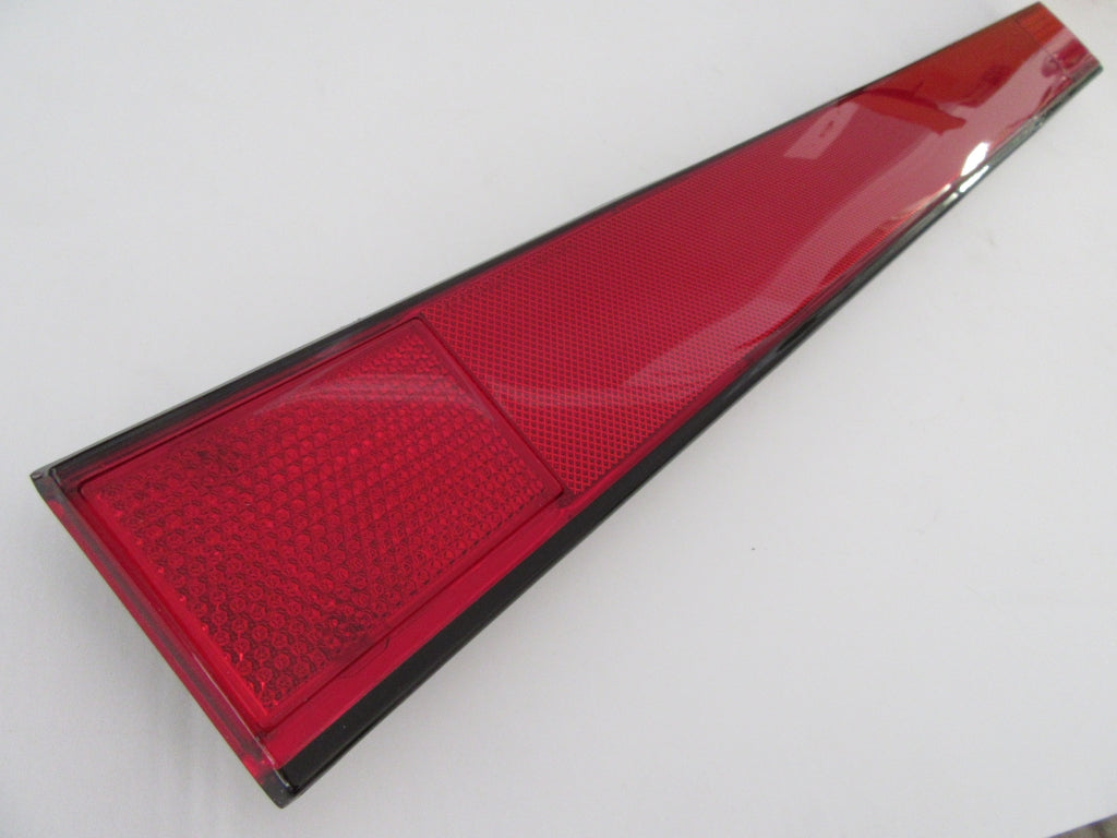 rear center rear reflector lens 911 912e
