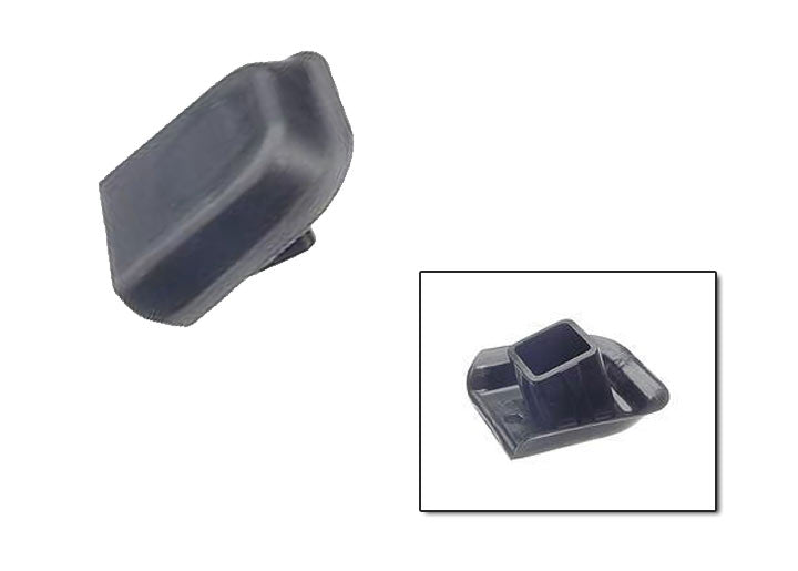ROCKER PANEL PLUG