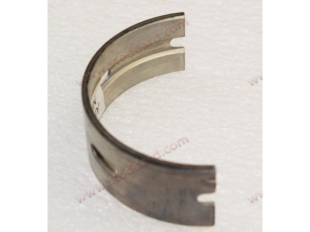 One Half Main Bearing 928 78-95