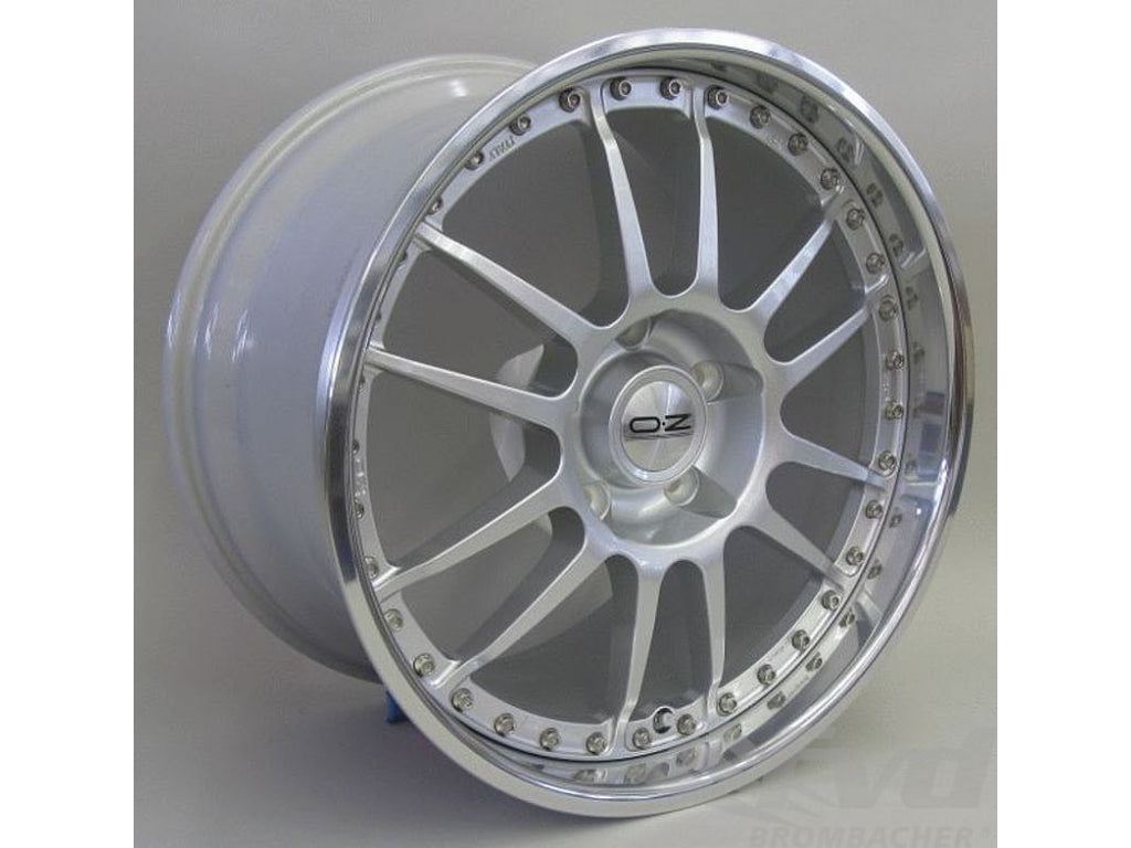 OZ Superleggera III (11x19 ET55)
