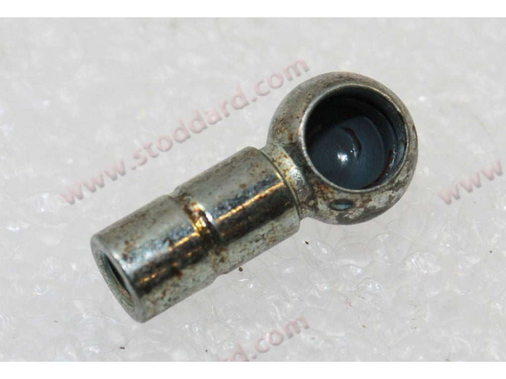 Ball and Socket, Left Hand thread. Replaces 90016901002