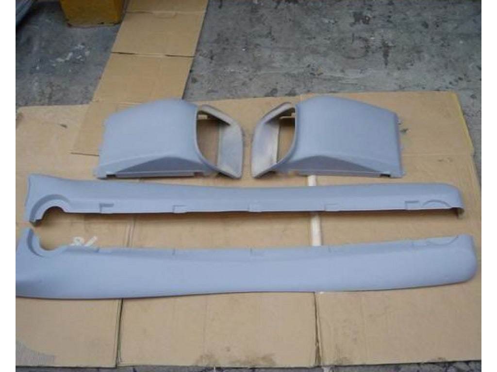 RevoZport Type GT2 Side Skirt Set