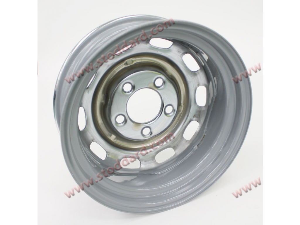 15x5.5-inch Disc Brake Steel Wheel with Chrome Finish