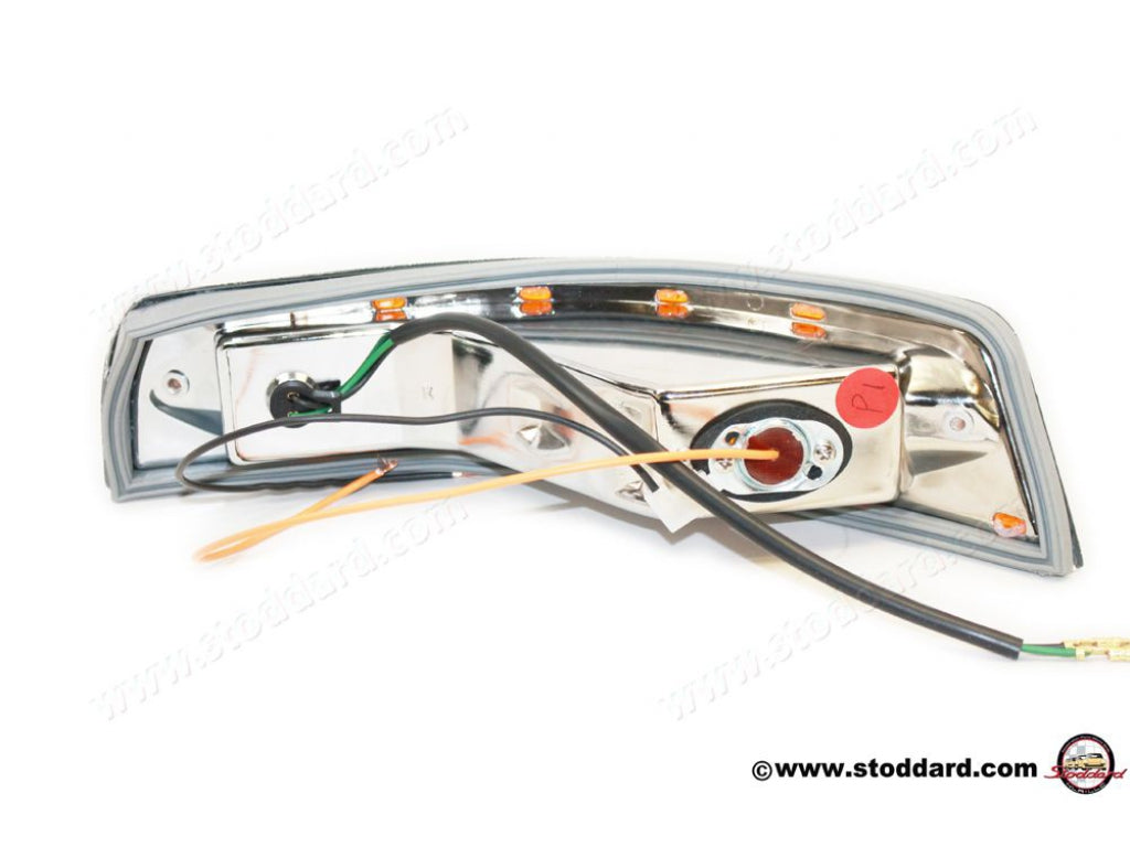 USA-Spec Front Turn Signal Assembly, Right