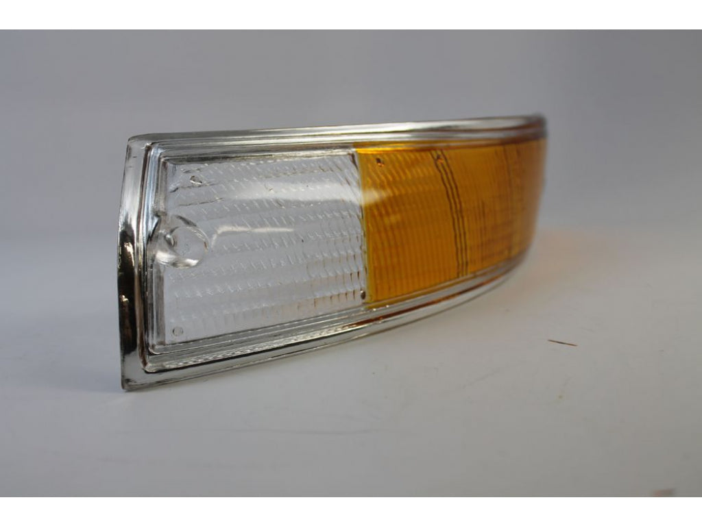Euro-Spec Front Turn Signal Lens, Left