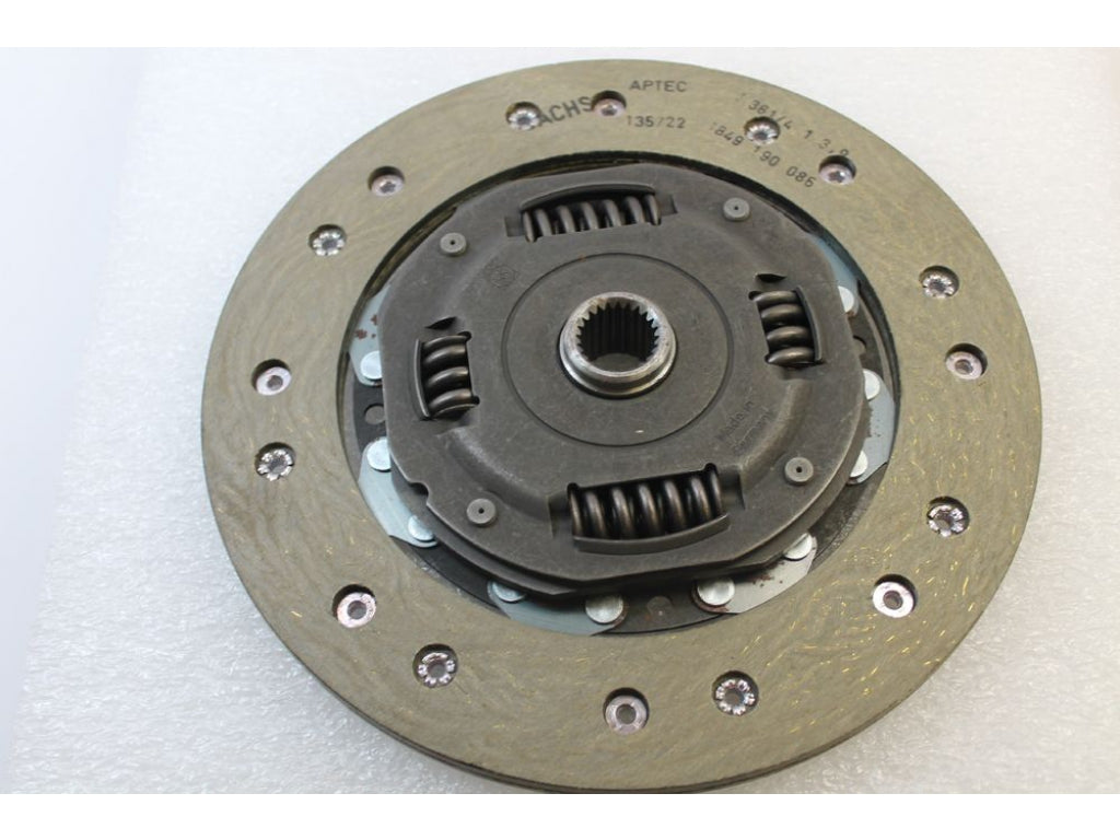 Clutch Disc - Use With Pressure Plate 035-141-117-E, 924 1976-1985