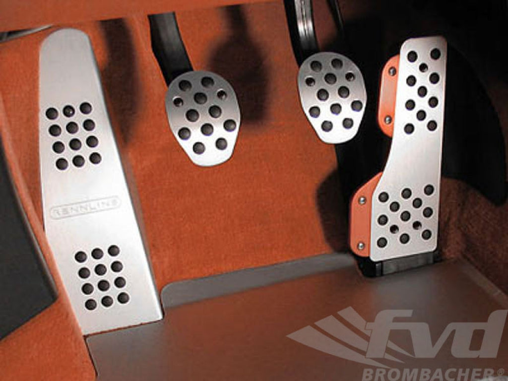 Pedal Set 986 / 996 / 987 / 997 - Aluminum - Manual Transmission - With Rubber Grips