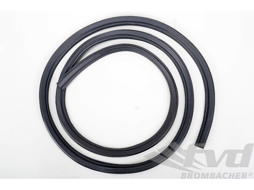 Rear boot seal