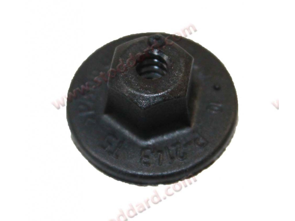 Plastic Nut 928 83-86 996 99-05