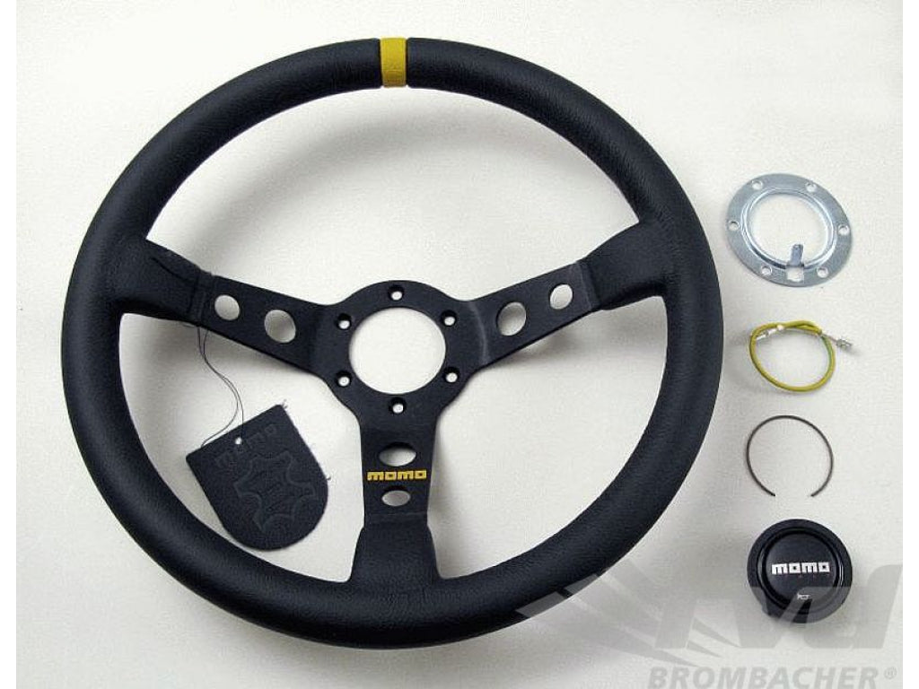 Steering Wheel - MOMO - Mod 07 - Black Leather