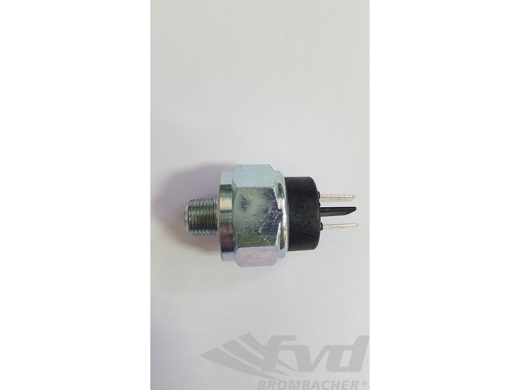 Brake Light Switch 911 1984-89 - 2 Pole / Prong - On Master Cylinder
