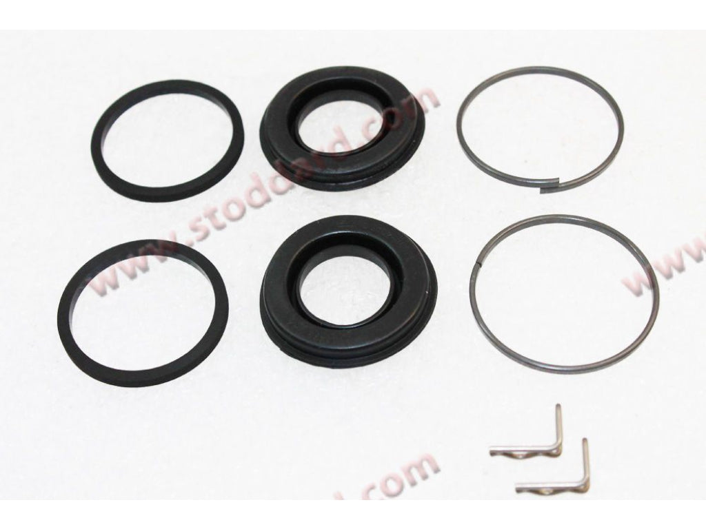 Rear Caliper Repair Kit for 356C/Early 911 1965-1968 with solid rotors and 35mm pistons. 2 required per car