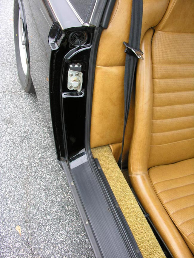 Black 914 - Image 17