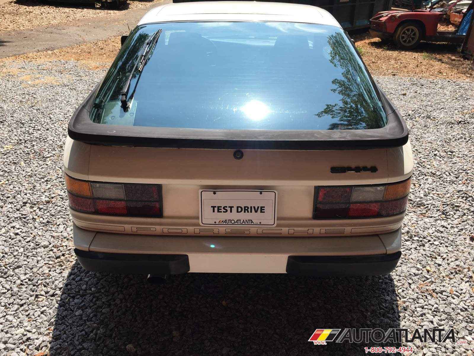 1985 Porsche 944