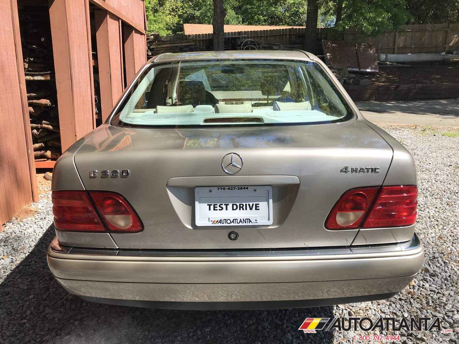 1999 Mercedes E320