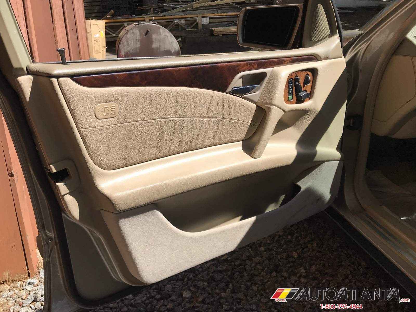 1999 Mercedes E320
