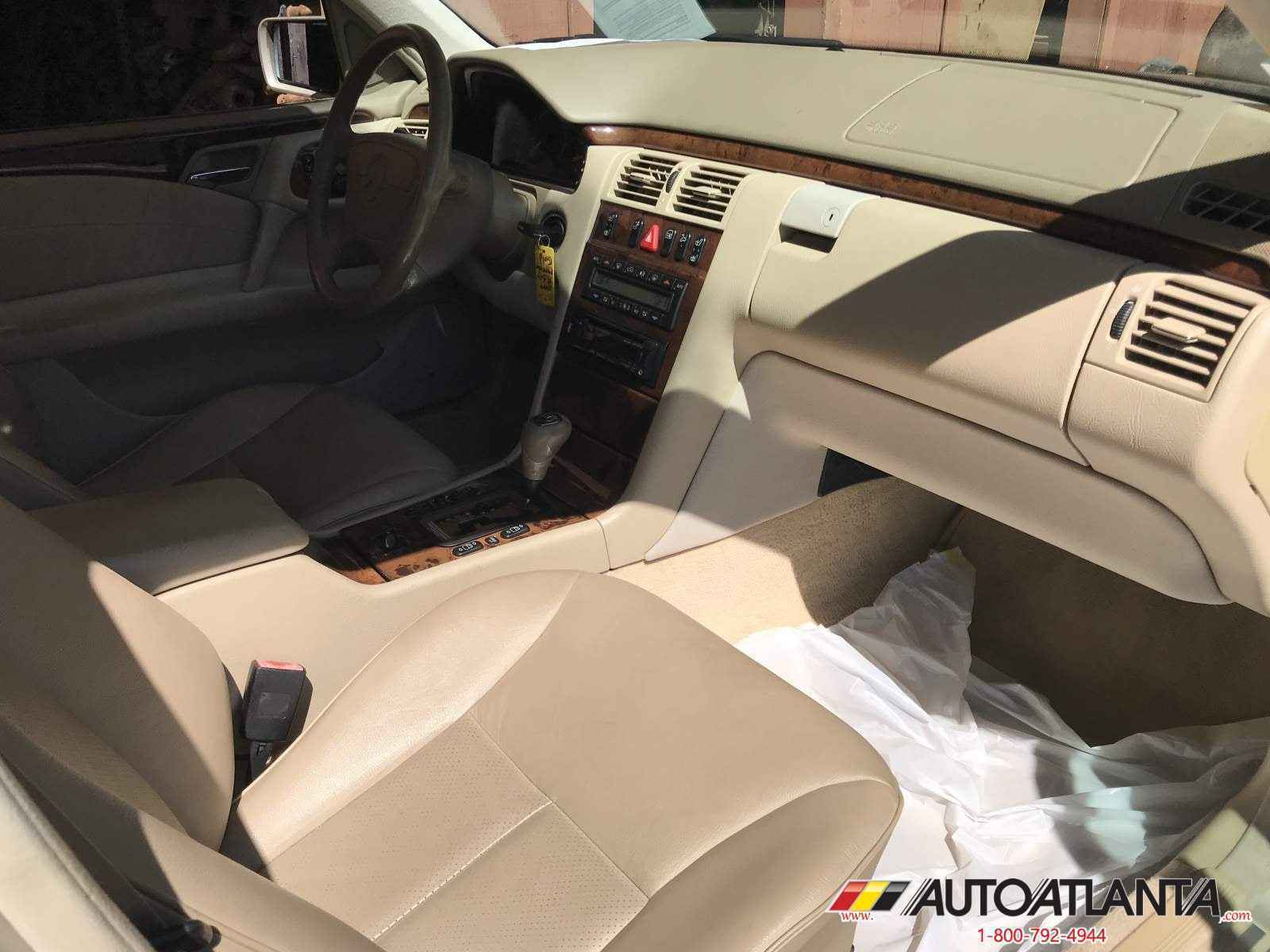 1999 Mercedes E320