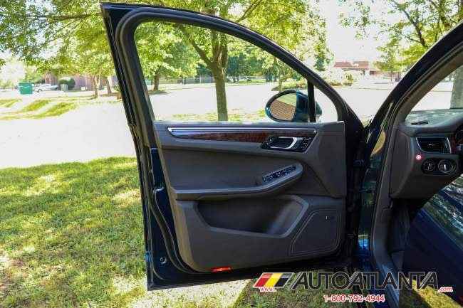 2015 Porsche Macan