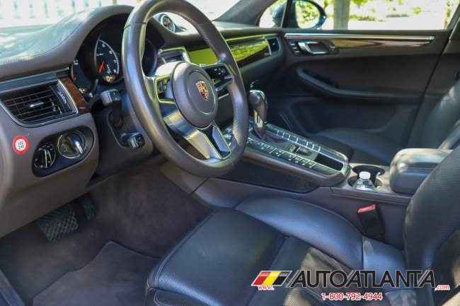 2015 Porsche Macan