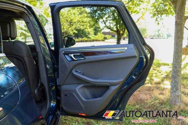 2015 Porsche Macan