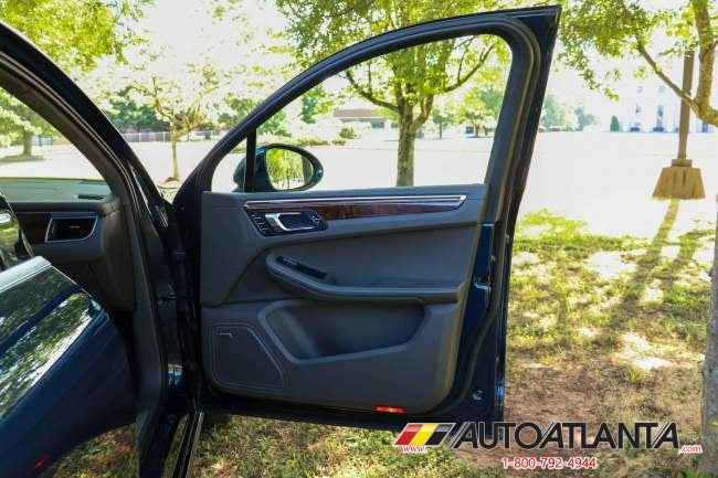 2015 Porsche Macan