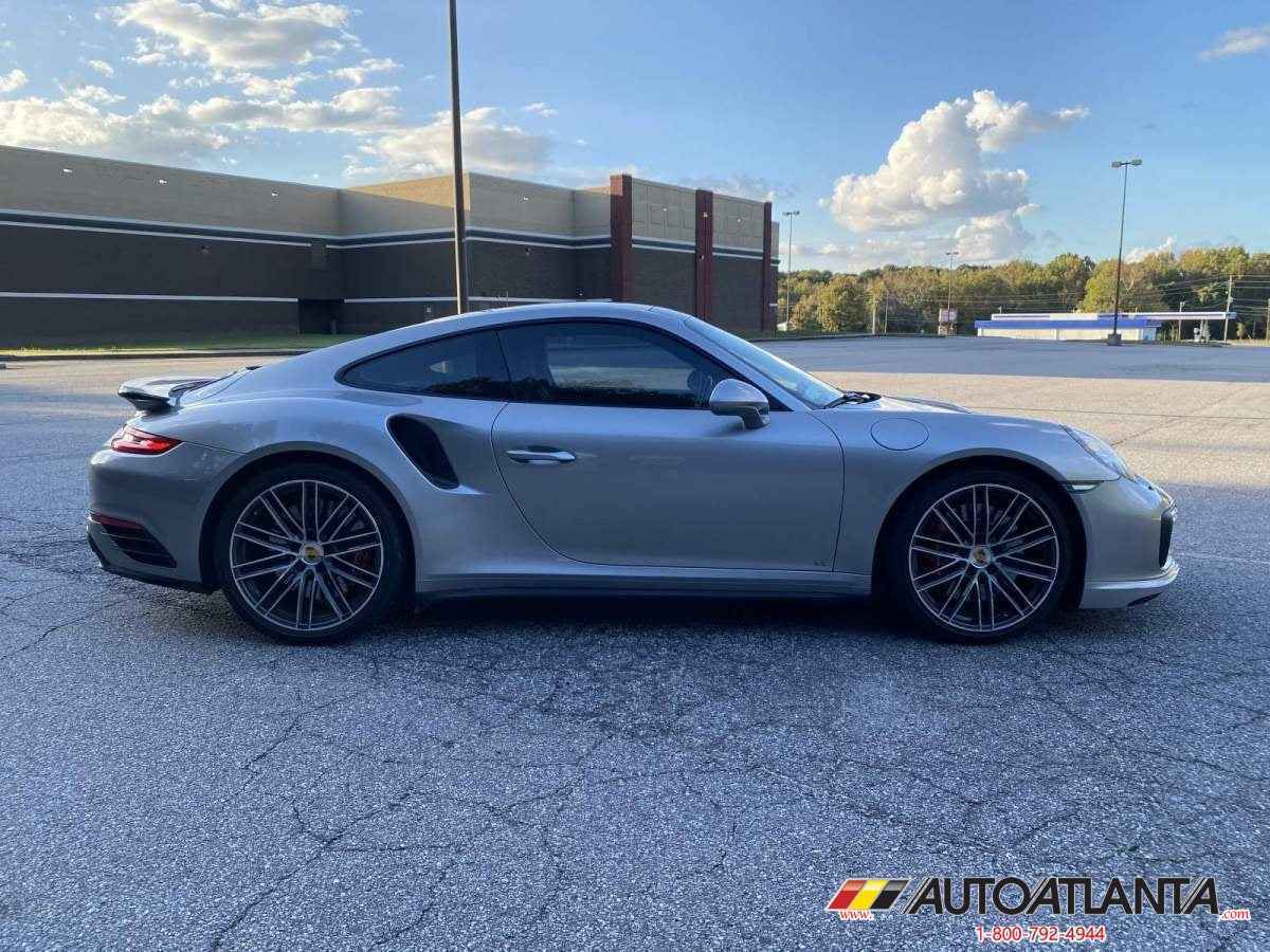 2018 Porsche 911