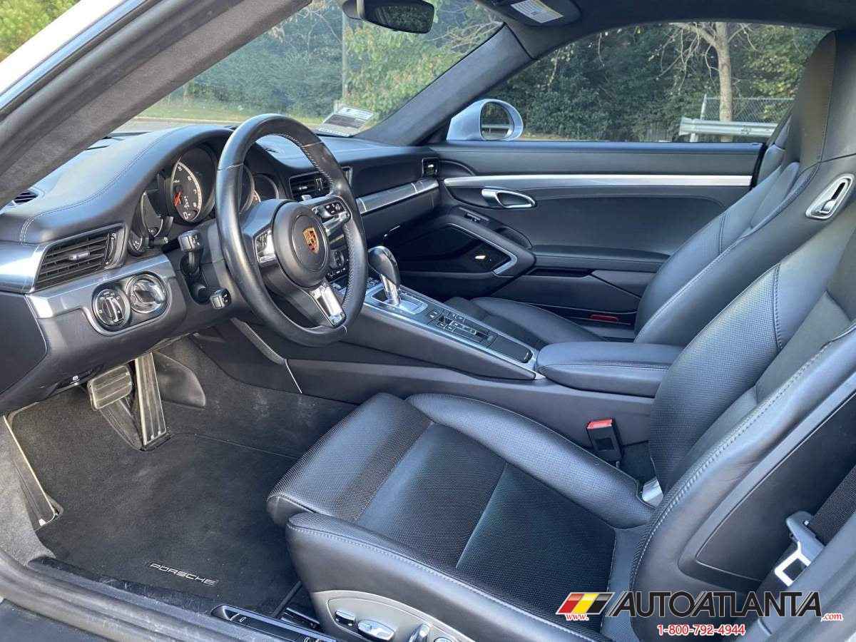 2018 Porsche 911