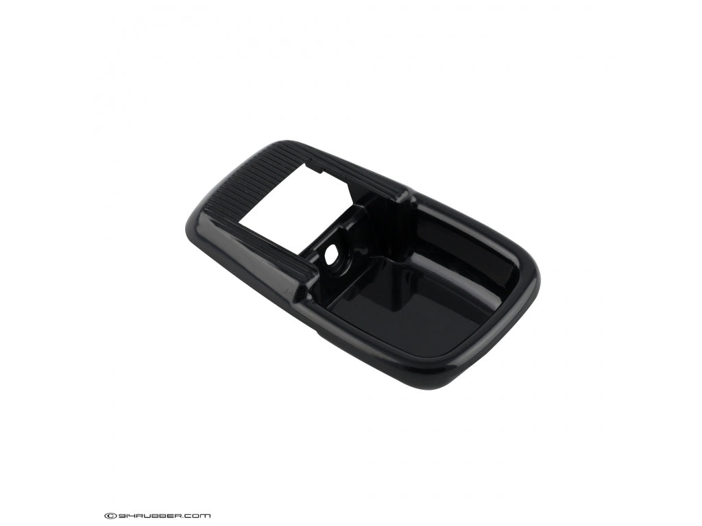 914 DOOR HANDLE TRIM, late