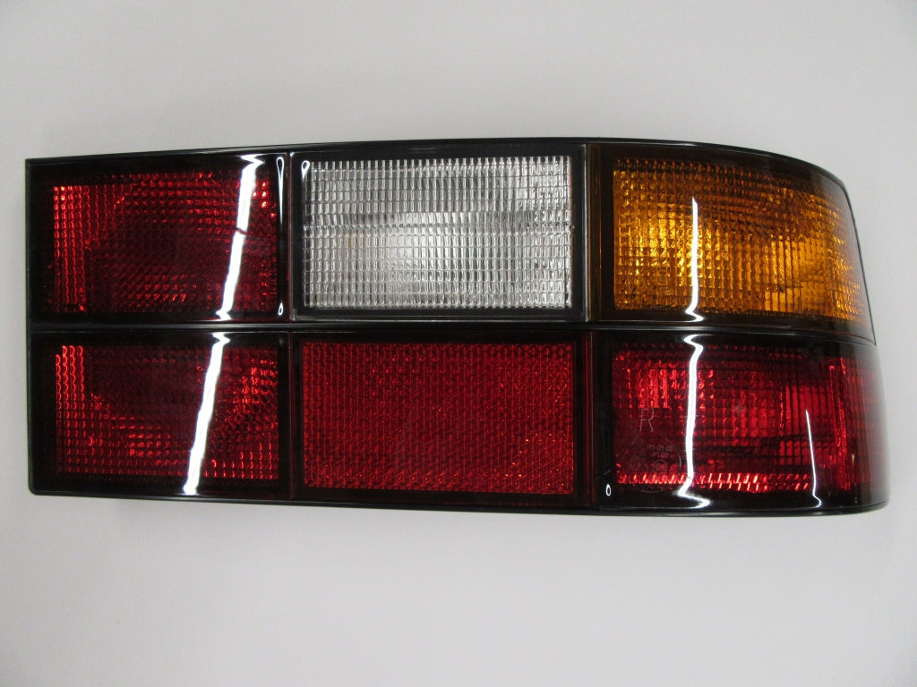 reproduction 924 944 TAIL LIGHT HOUSING right passenger