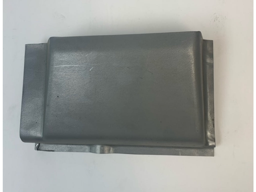 914 lower right door hinge pillar