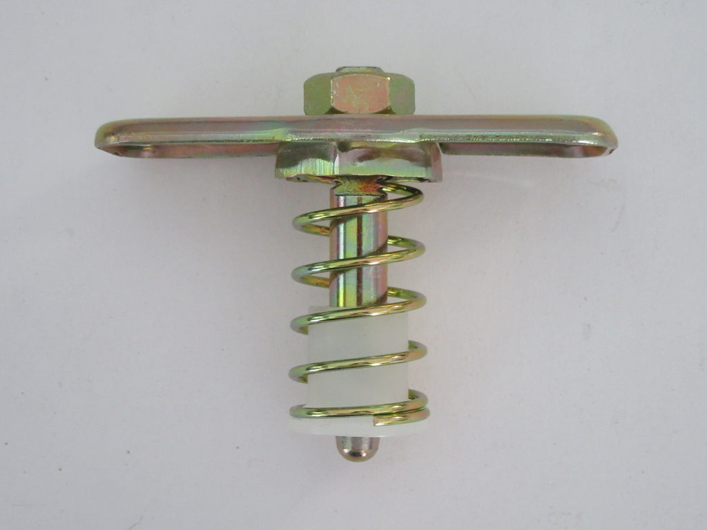 upper rear trunk latch 914