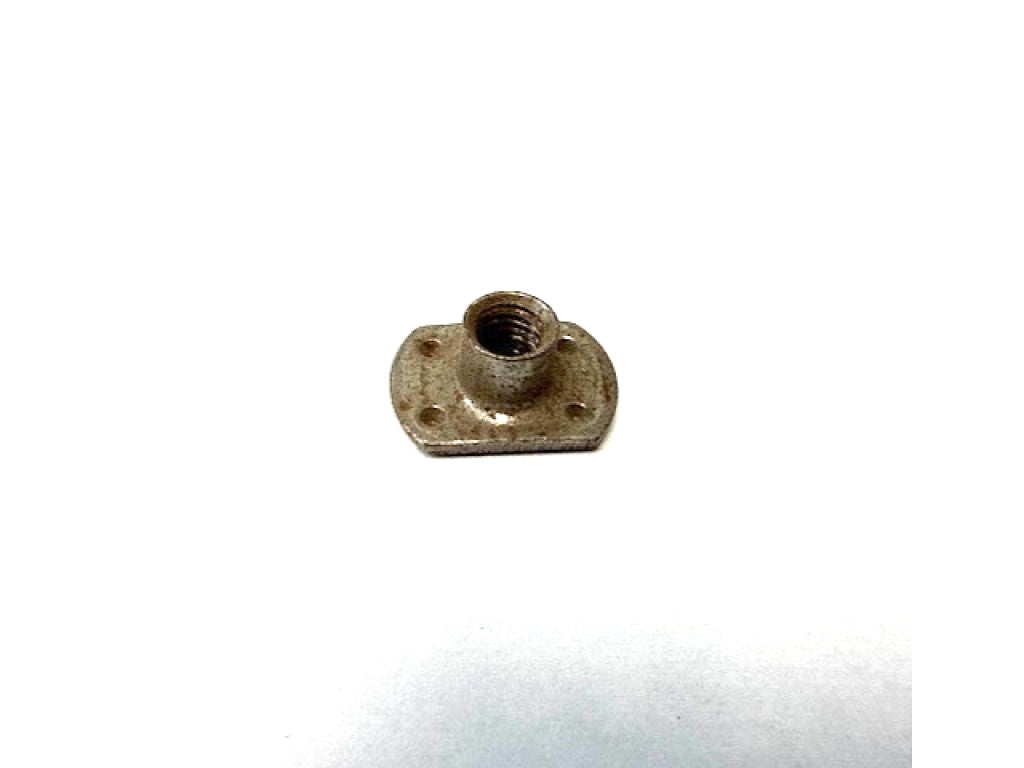 Weld nut 8mm