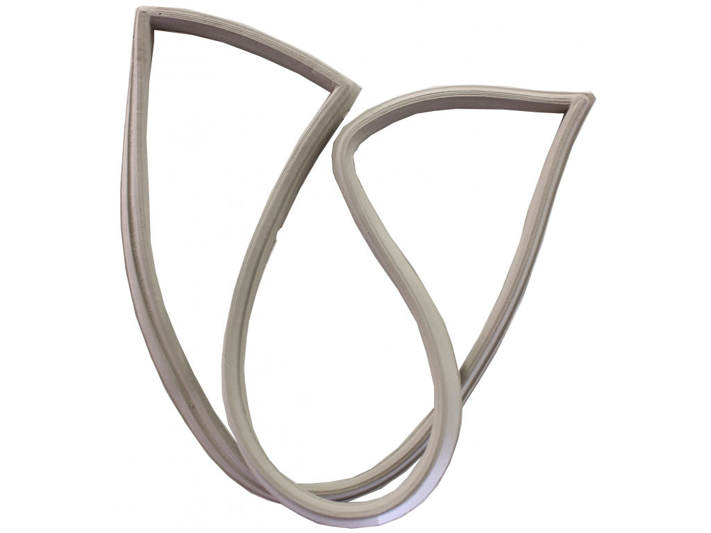 Tail light seal, right side. Fits 1965-1968.