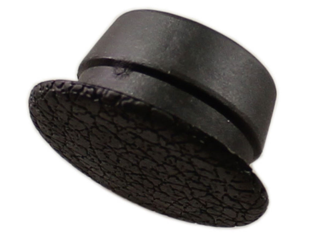 PLASTIC PLUG