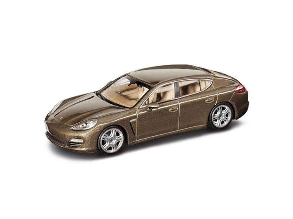 MODEL CAR PANAMERA 4