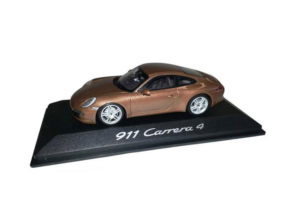 MODEL CAR CARRERA 4