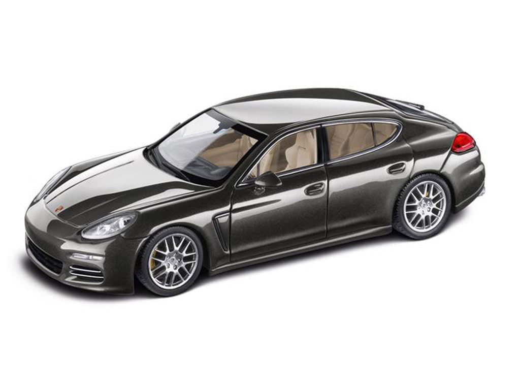 MODEL CAR PANAMERA 4