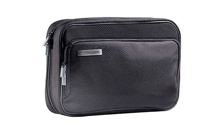 TOILETRIES BAG