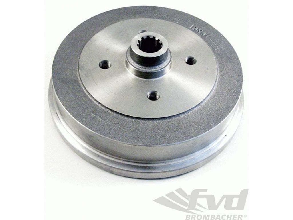 Brake drum rear 924 57 mm