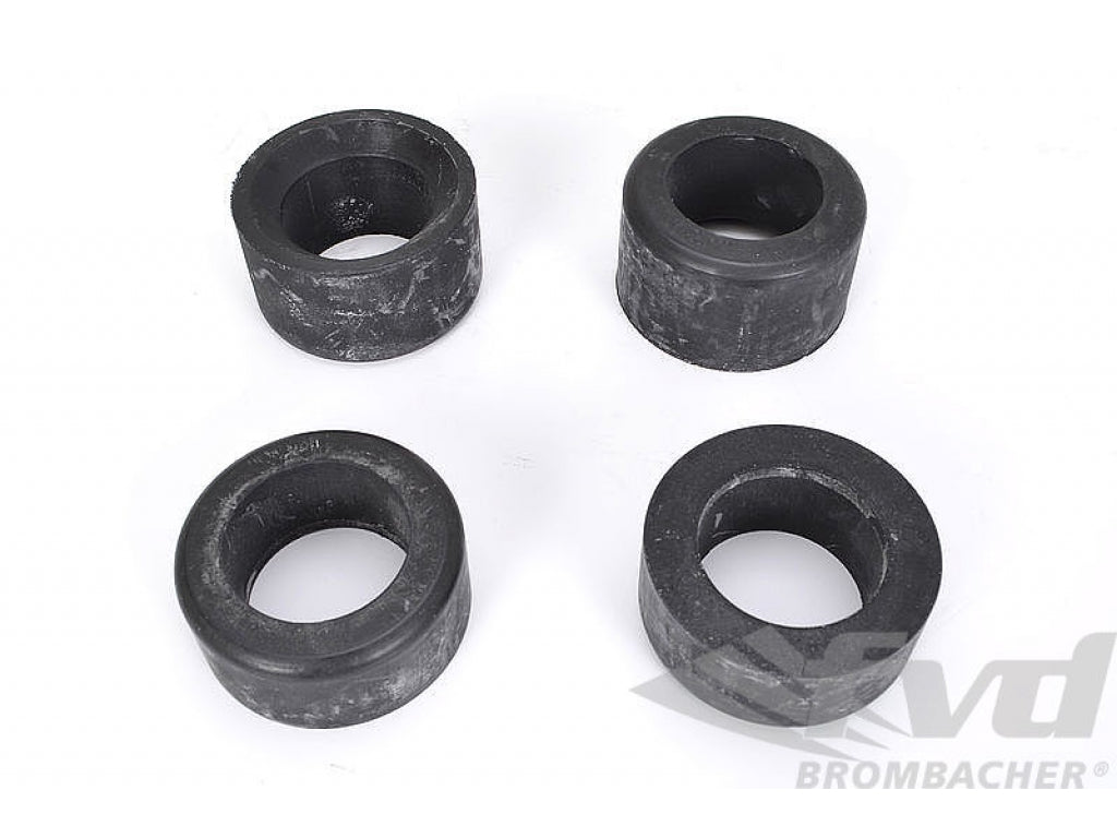 Rear Axle strut bushings 924 76-85 / 944 82-85 (65 Shore)