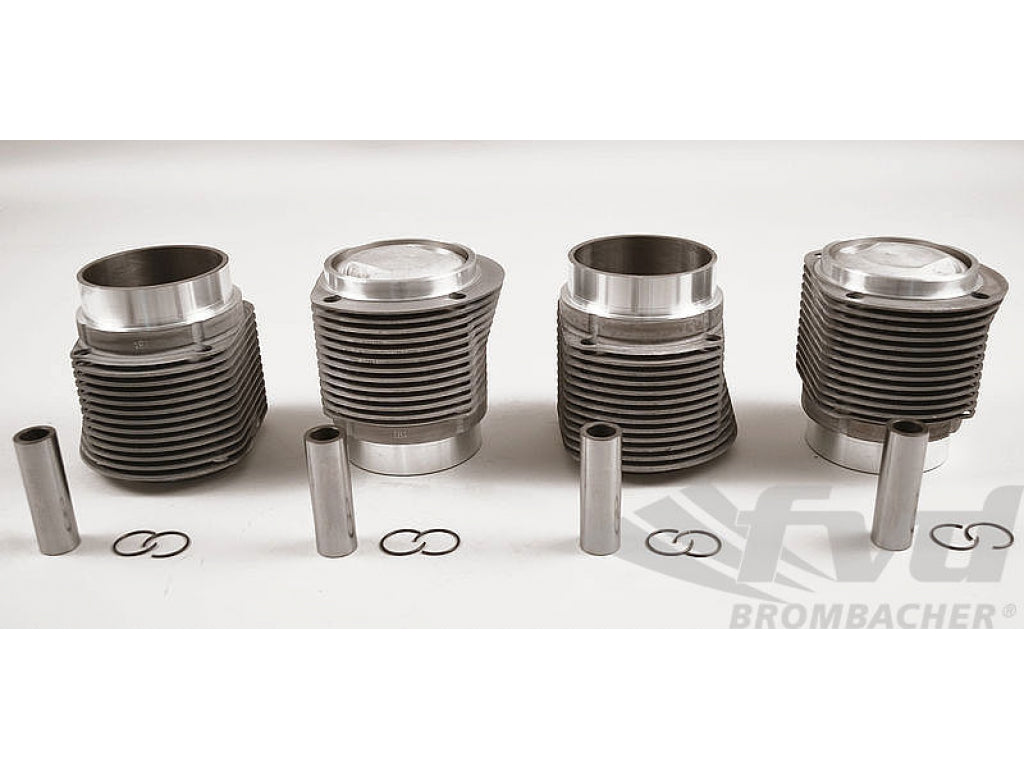 Piston & Cylinder Kit 912/356SC 1600cmm 82,5 mm (set 4pcs.)