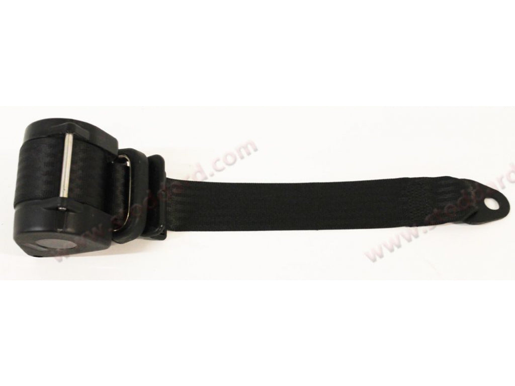 Retracting Seat Belt