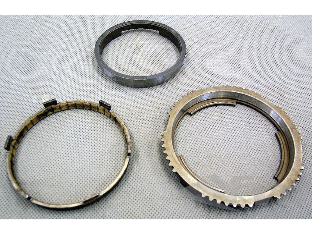 Synchro kit 1. and 2. Gear (3 pieces)